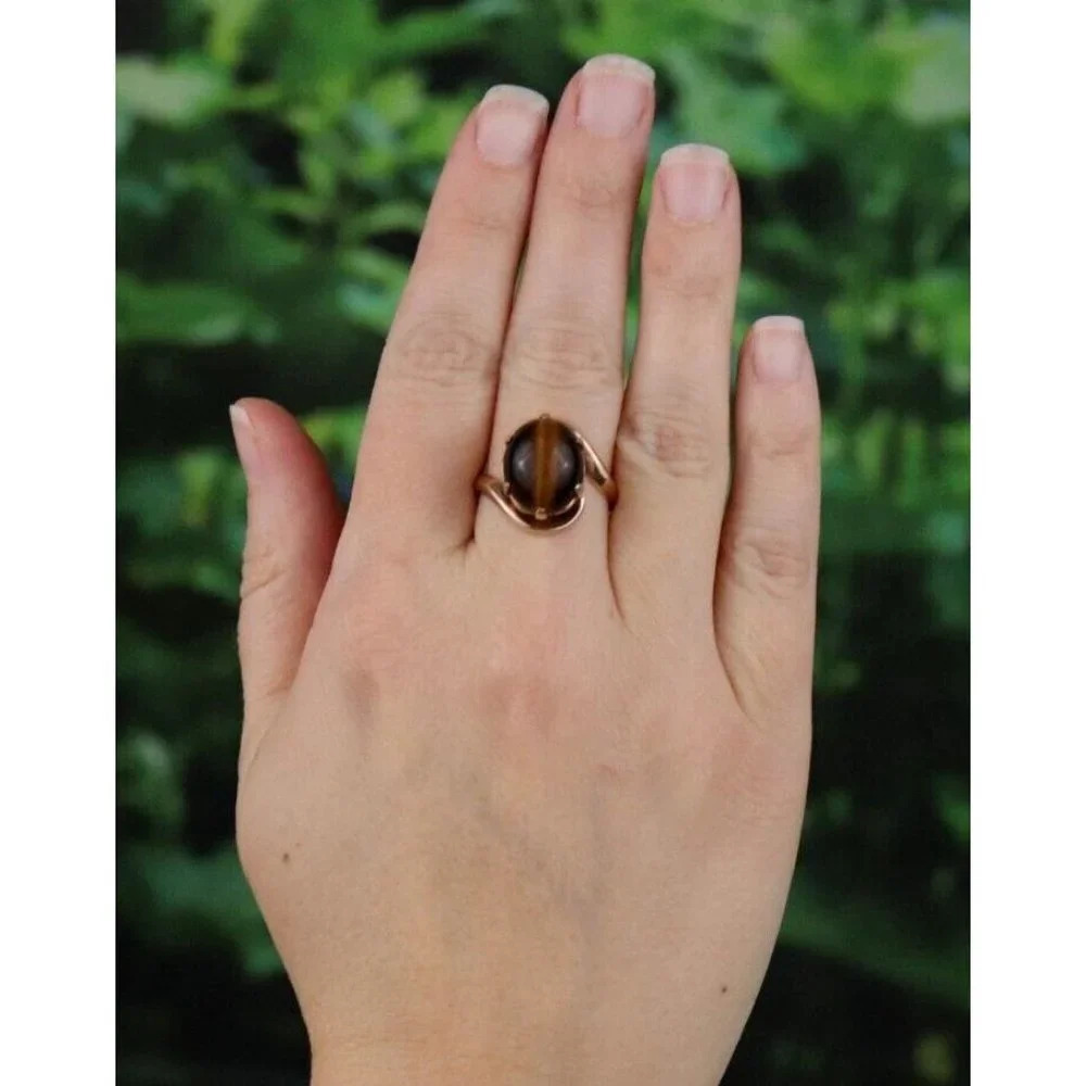 14k Yellow Gold Natural Tigers Eye Ring Size 7 1/2 - Picture 2 of 9